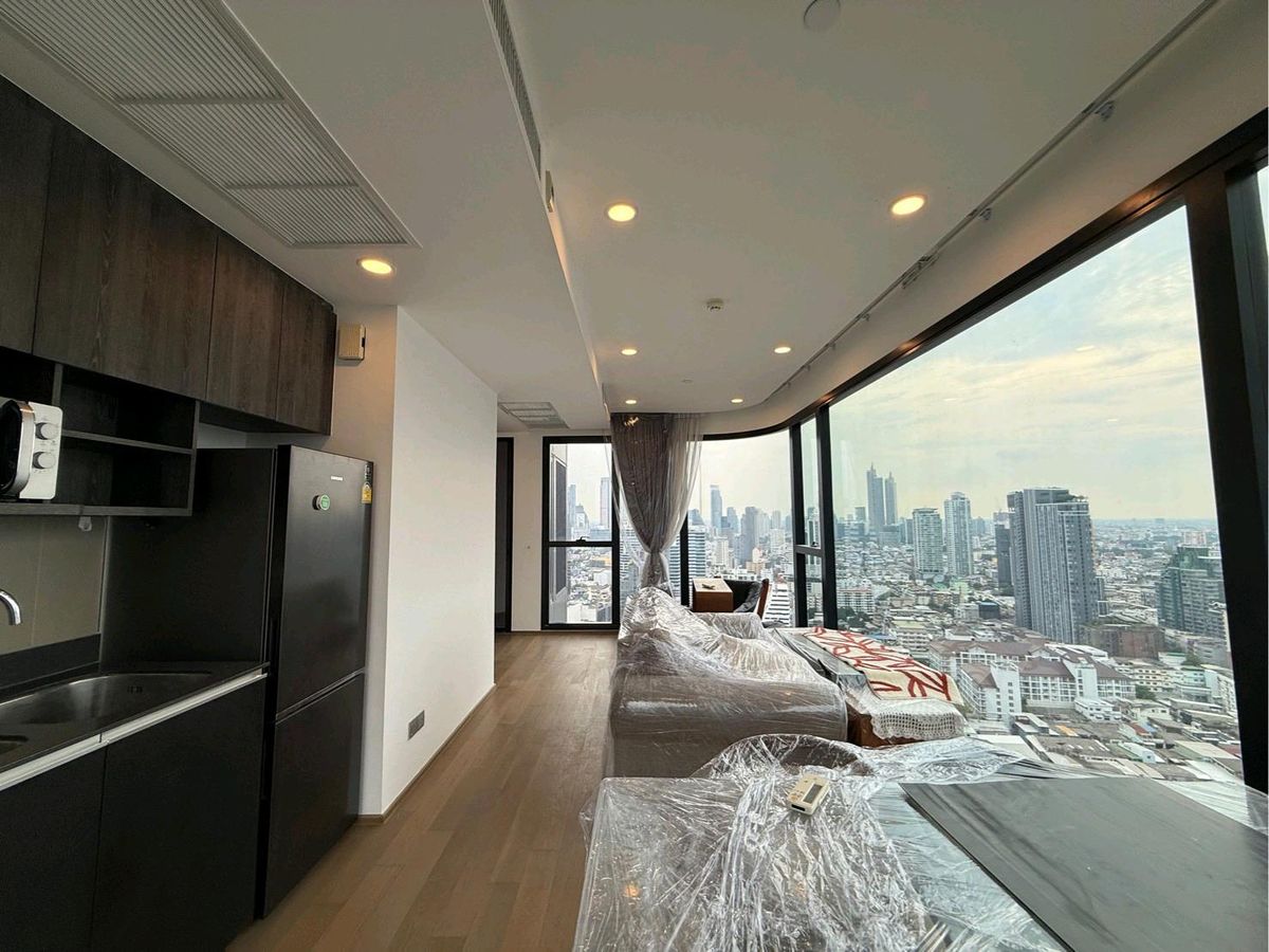 For RentCondoSiam Paragon ,Chulalongkorn,Samyan : Ashton Chula Silom 2 bedrooms, 2 bathrooms, 70k, just renovated all new