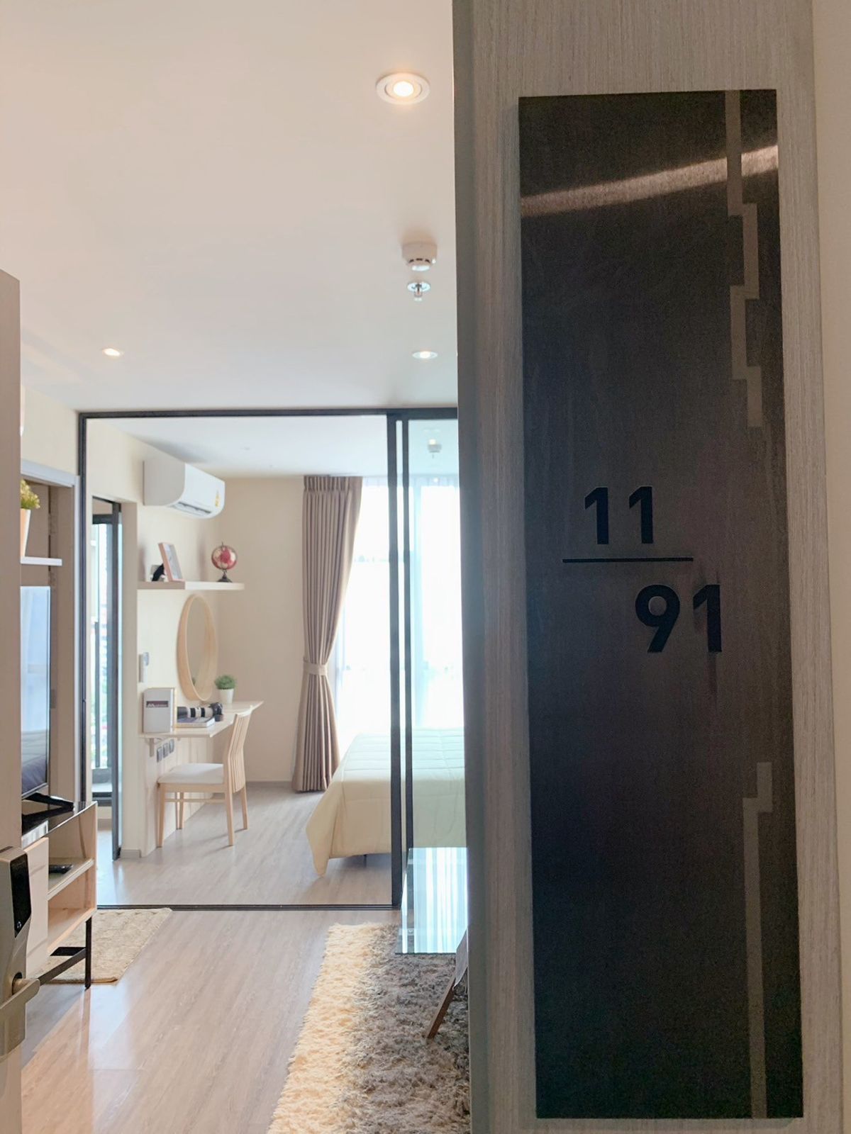 For RentCondoSukhumvit, Asoke, Thonglor : 📍 Rhythm Ekkamai, beautiful room, many good locations, high -class views, complete furniture Complete electrical appliances (special price)