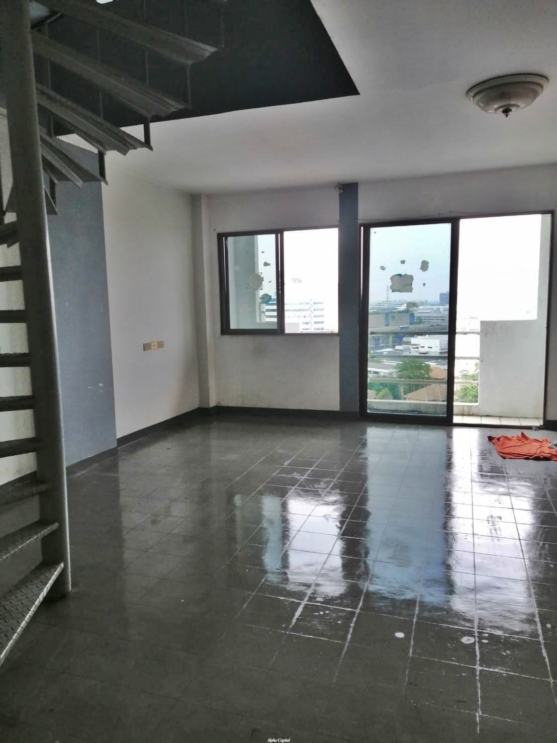 ขายคอนโดวิภาวดี ดอนเมือง หลักสี่ : 🔥ด่วนทรัพย์ธนาคาร🔥ขายห้องชุดคู่ แอร์พอร์ทเรสซิเดนท์เชียล คอนโด