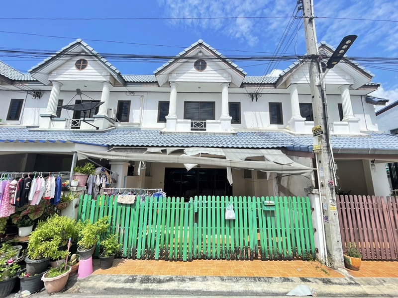 For SaleTownhomePattaya, Bangsaen, Chonburi : 🔥 Urgent 🔥 Townhouse for sale Siriphatsorn Village 2 Village
