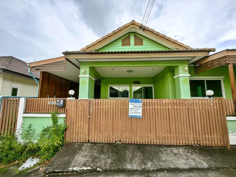 For SaleHouseSriracha Laem Chabang Ban Bueng : 🔥 Urgent 🔥 House for sale Smartland Village Village
