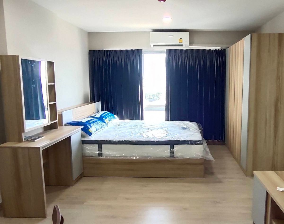 For RentCondoPathum Thani,Rangsit, Thammasat : 🎡 #for rent becondo Phaholyothin 🤍 Beautiful room, fully furnished 🤖 View of Bangkok University 😊 Less noise ✨ There is a kitchen zone, washing zone ready !!️ ✅ Pun