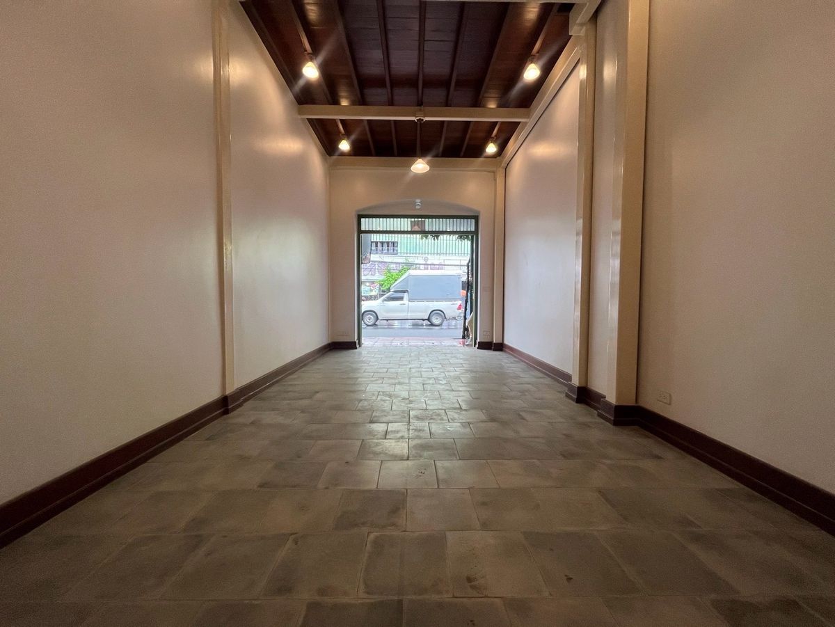 ให้เช่าอาคารพาณิชย์เยาวราช บางลำพู : ปล่อยเช่า อาคารพาณิชย์ ตึกแถว ติดถนน ทำเลดี ต่างชาติ นักท่องเที่ยว ย่าน เยาวราช และ MRT สามยอด 700 เมตร ใกล้ เมก้า สะพานเหล็ก และ ตลาดน้อย