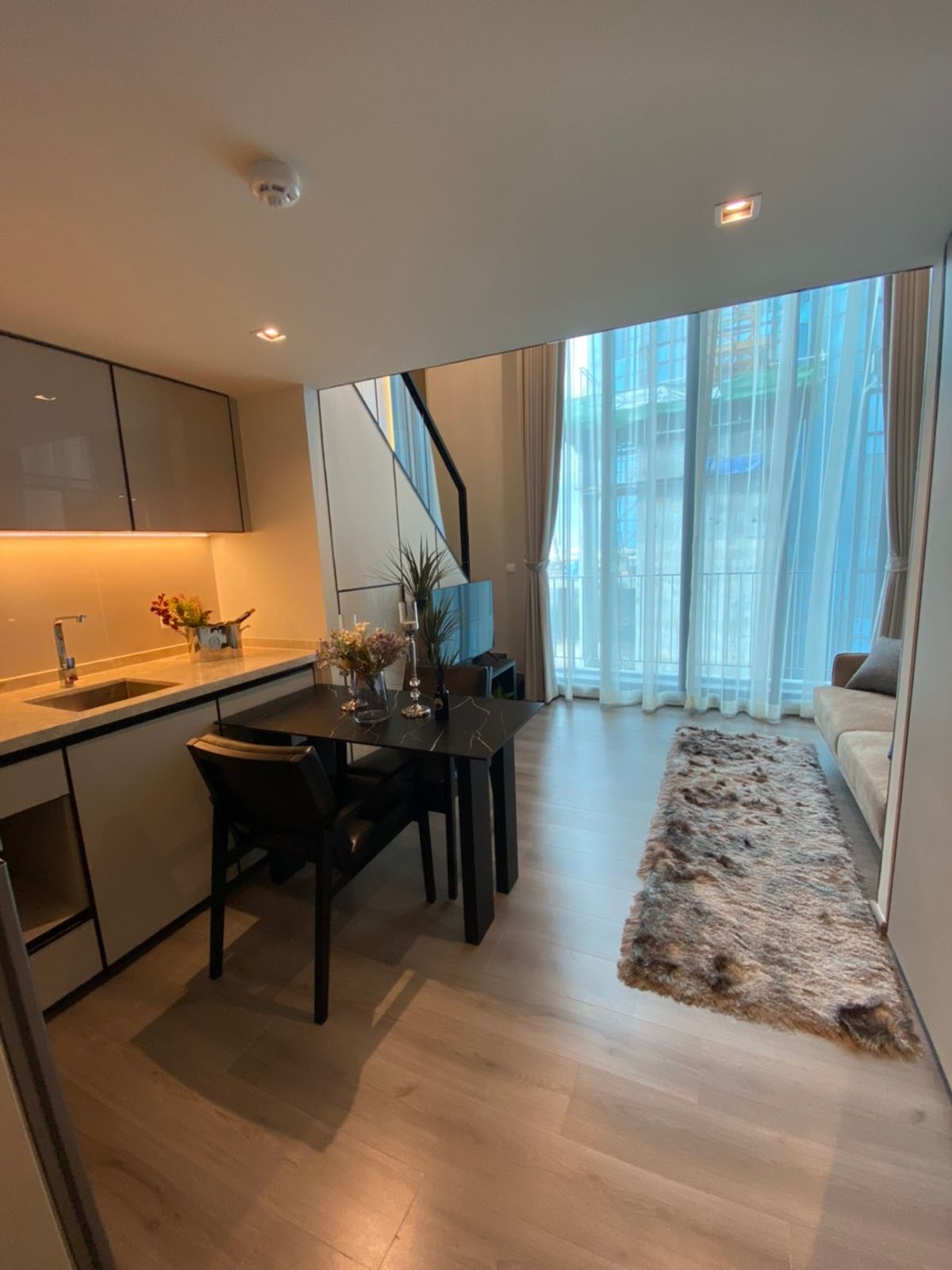 For RentCondoSapankwai,Jatujak : 💥𝐅𝐎𝐑 𝐑𝐄𝐍𝐓 The room is very good 🐉 The REST Phahon-Pradiphat 🐉❤️ 23,000 baht/month ❤️ Code #SB0525069 ☎️ LINE @Pin36condo
