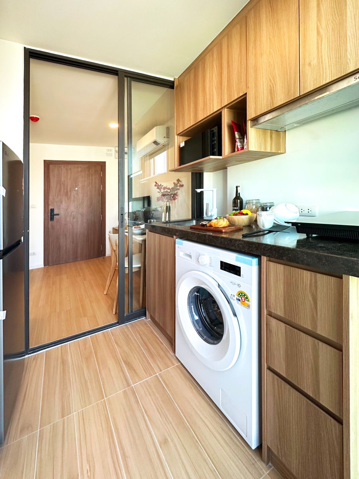 For RentCondoBangna, Bearing, Lasalle : For rent, Corocco Bangna 36 CEROCCO Bangna 36 🔺 There is a shuttle bus pick-up BTS Bangna Station / Bearing / Srilasal 🔺 New room