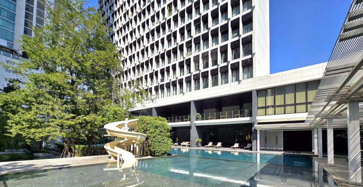 ขายคอนโดวิทยุ ชิดลม หลังสวน : ราคาดีที่สุดในตึกขายคอนโด Noble Ploenchit1 ห้องนอน 1 ห้องน้ำ ขนาด 45 ตร.ม ใกล้ BTS เพลินจิตสุดๆ มีห้องจริงนัดชมได้ครับ สนใจติดต่อ 0829648257