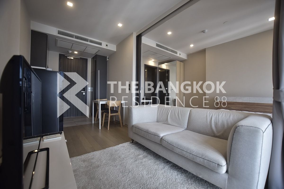 For RentCondoSukhumvit, Asoke, Thonglor : Ⓜ️For Ret Condo Ashton Asoke 📞065-824-2382
