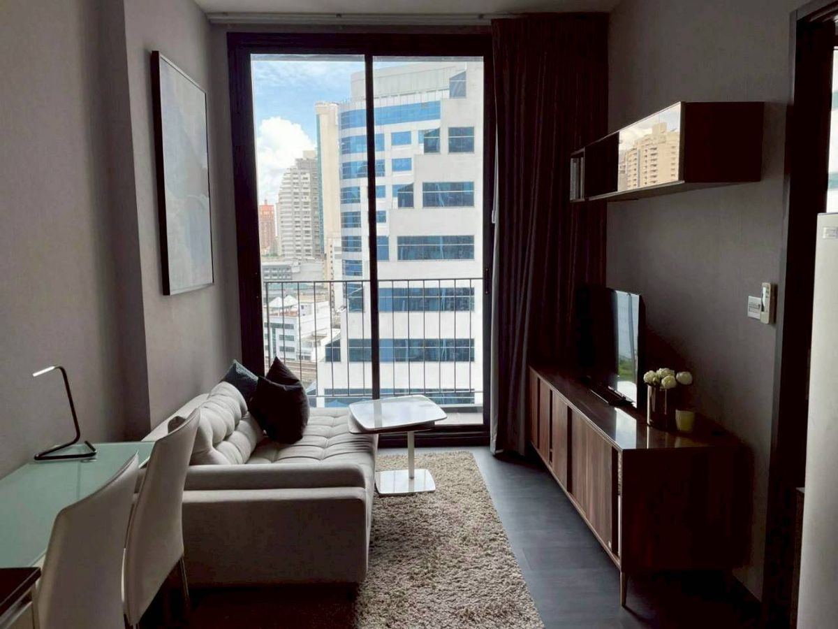 ขายคอนโดสุขุมวิท อโศก ทองหล่อ : ขาย คอนโด Edge Sukhumvit 23 ใกล้ BTS อโศก และ MRT สุขุมวิท