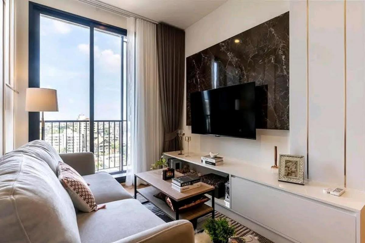For RentCondoSukhumvit, Asoke, Thonglor : 🐶🐱 Luxury  Pet Friendly Condo with 400-meter walk to BTS Ekkamai 🐱🐶