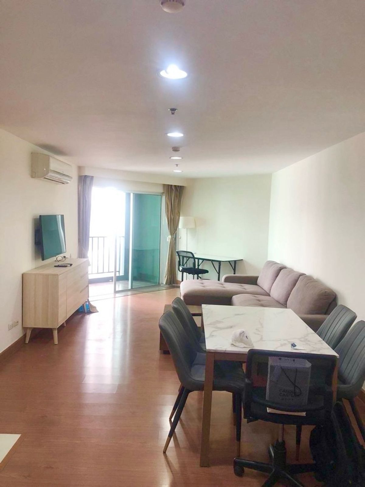 ให้เช่าคอนโดพระราม 9 เพชรบุรีตัดใหม่ RCA : FOR RENT Condo Belle grand rama9 type 3 bedroom 2 bathroom 98sqm at building C2 , plz contact to visit Call/Line : 092-4297949 
