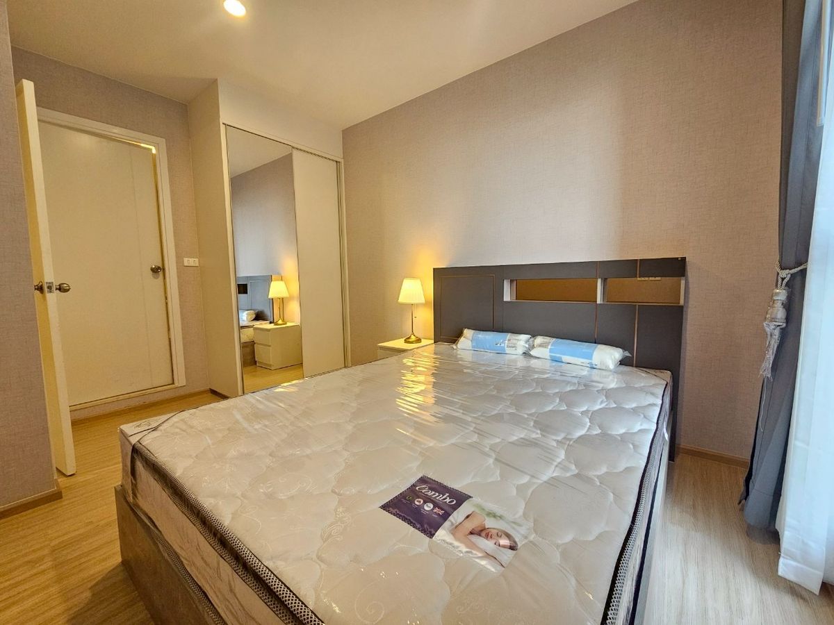 ให้เช่าคอนโดปิ่นเกล้า จรัญสนิทวงศ์ : วิวสระ สวยงาม สดใส ได้ทุกวัน ห้องใหม่กริ๊บเพิ่งซื้อของมาลงที่ พลัม ปิ่นเกล้า