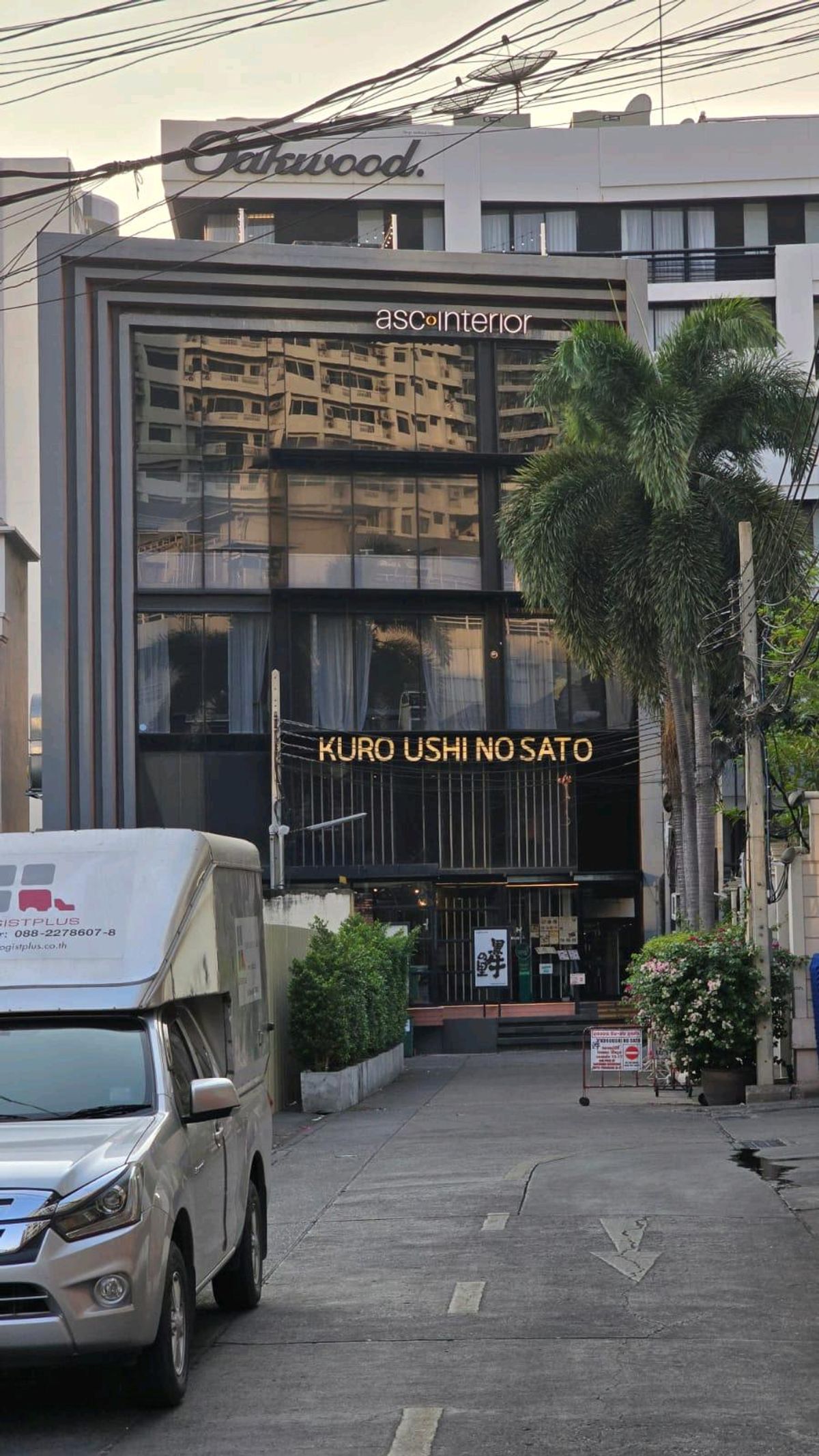 ให้เช่าสำนักงานสุขุมวิท อโศก ทองหล่อ : Office space for Rent 
70,000 baht per month 