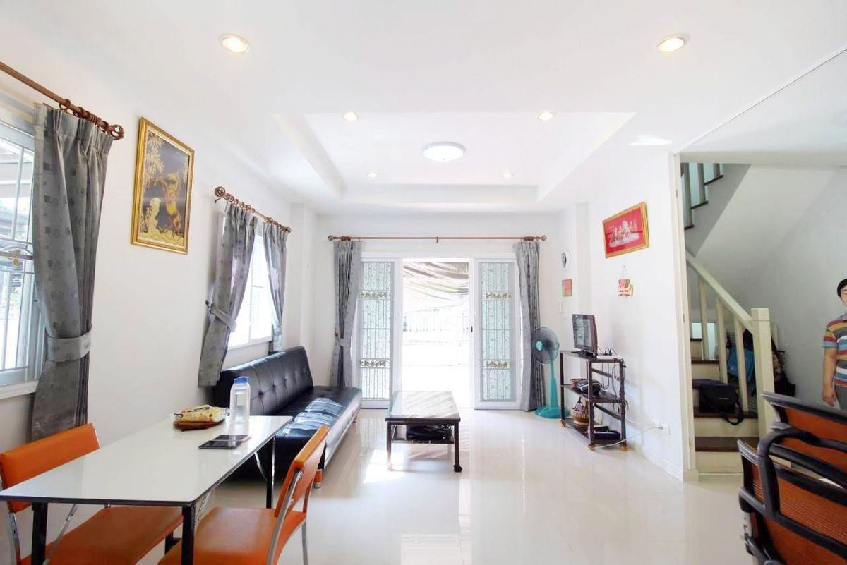 For SaleHouseNonthaburi, Bang Yai, Bangbuathong : For sale: Baan Kunaphat 4, Bang Bua Thong, size 56.2 sqw, 3 bedrooms, 3 bathrooms, excellent condition.