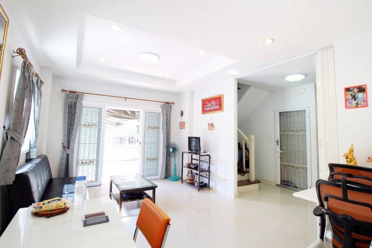 For SaleHouseNonthaburi, Bang Yai, Bangbuathong : For sale: Baan Kunaphat 4, Bang Bua Thong, size 56.2 sqw, 3 bedrooms, 3 bathrooms, excellent condition.