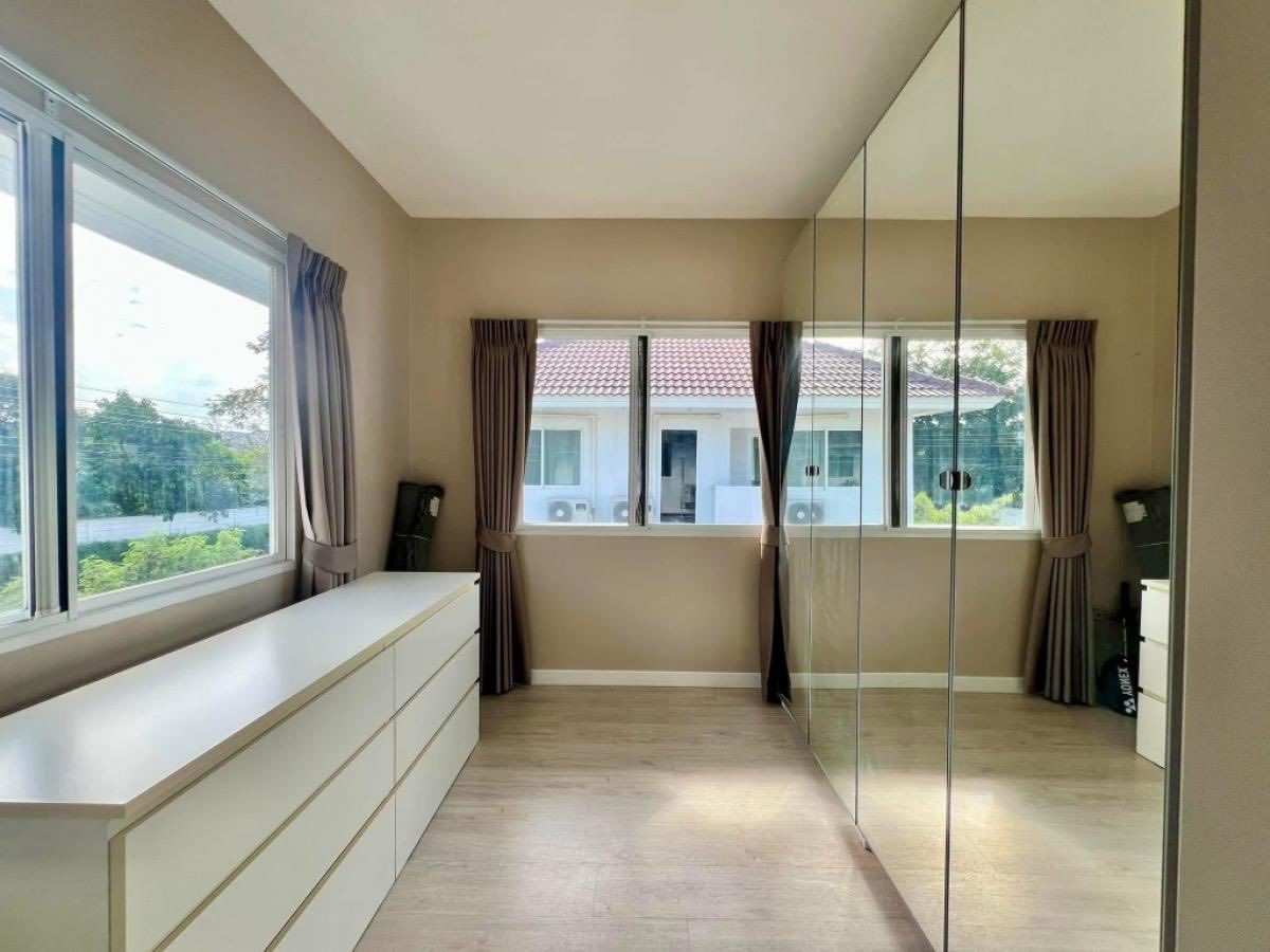 For RentHouseLadkrabang, Suwannaphum Airport : K-6381 Urgent rent! Perfect House, Ramkhamhaeng Ring Road