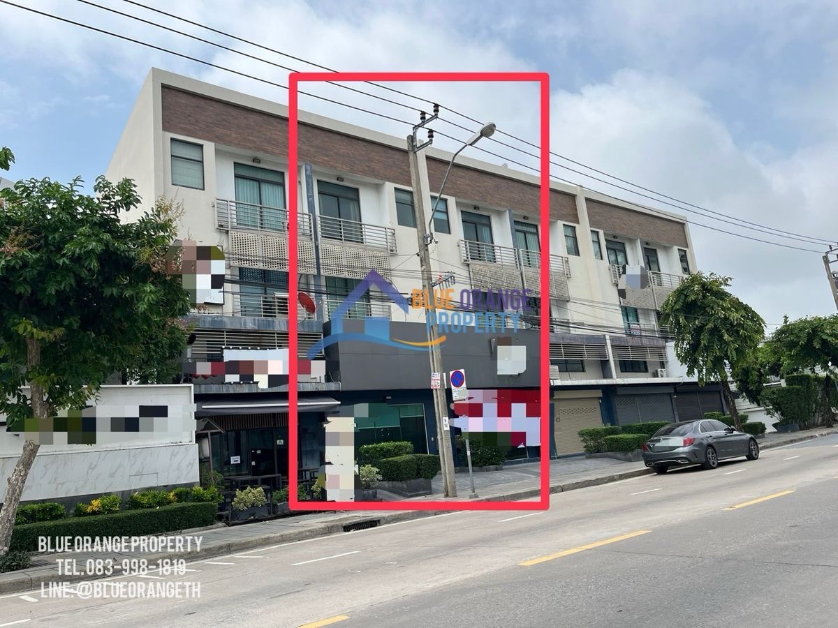 For RentShop HouseKaset Nawamin,Ladplakao : 2 booths for rent on Nuanchan Road