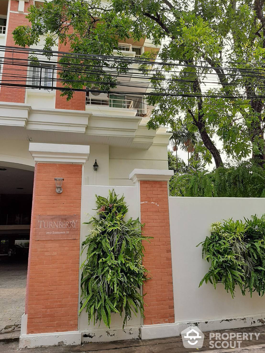 For SaleCondoSukhumvit, Asoke, Thonglor : 3-BR Condo at Turnberry Condo near MRT Sukhumvit