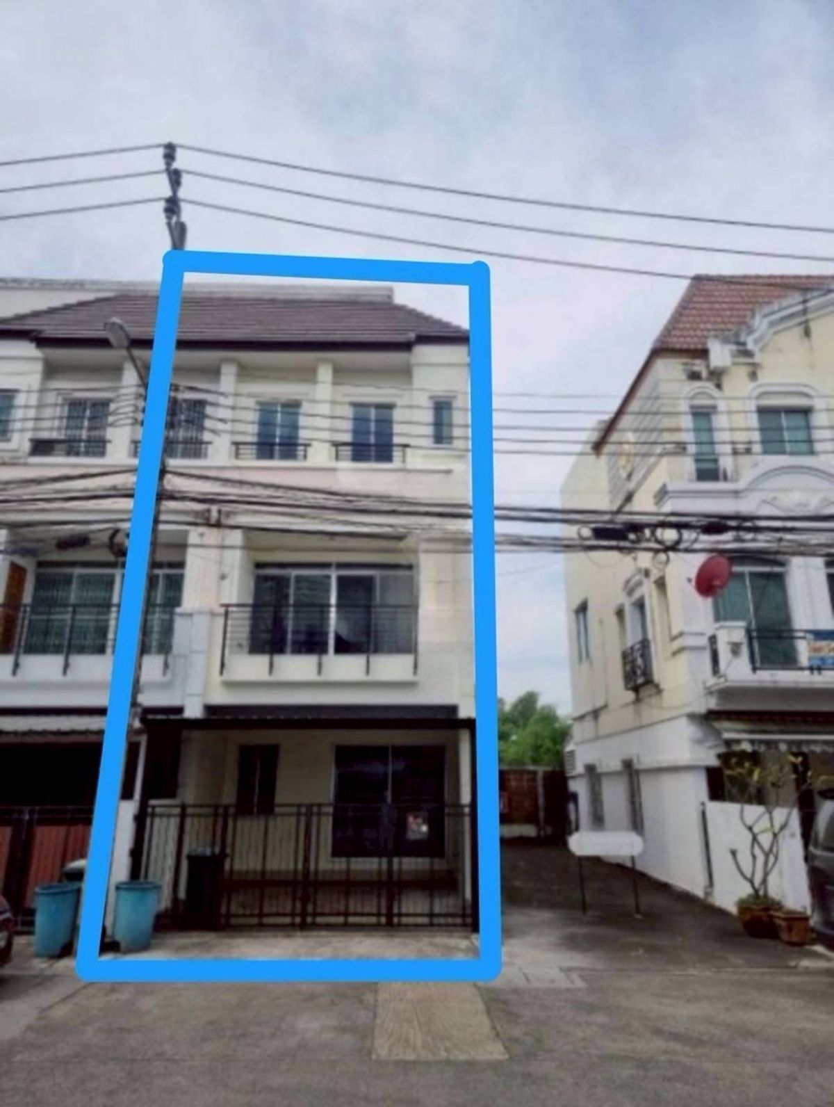 ให้เช่าทาวน์โฮมเกษตร นวมินทร์ ลาดปลาเค้า : ให้เช่าบ้านกลางเมืองสวิสทาวน์เกษตร-นวมินทร์  🏡🎉🎉位於瑞士城 Kaset-Nawamintr 中心的房屋出租 