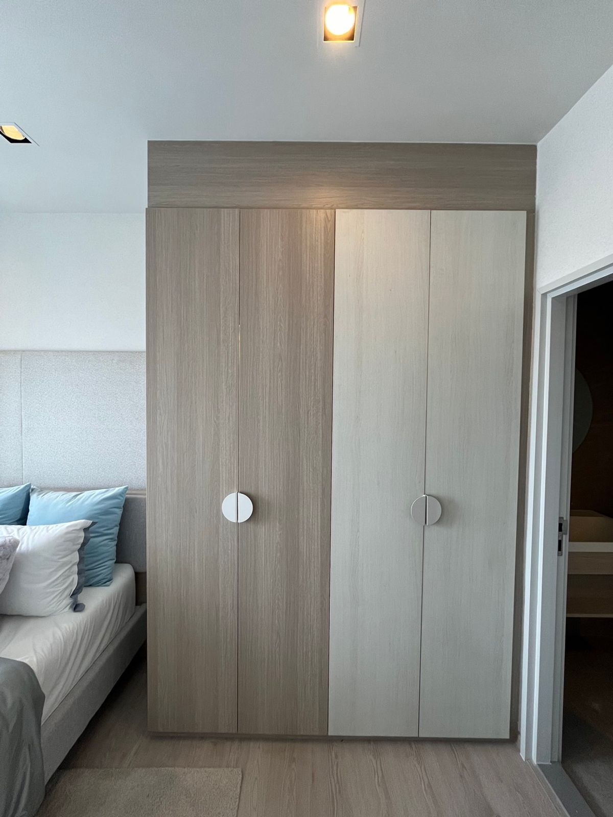 ขายคอนโดวงเวียนใหญ่ เจริญนคร : 🌟 ขายคอนโดหรู Reference Sathorn – Wongwian Yai 🌟 2 ห้องนอน Combine วิวแม่น้ำเจ้าพระยา ห้องสวย ราคาพิเศษที่สุดในโครงการ!