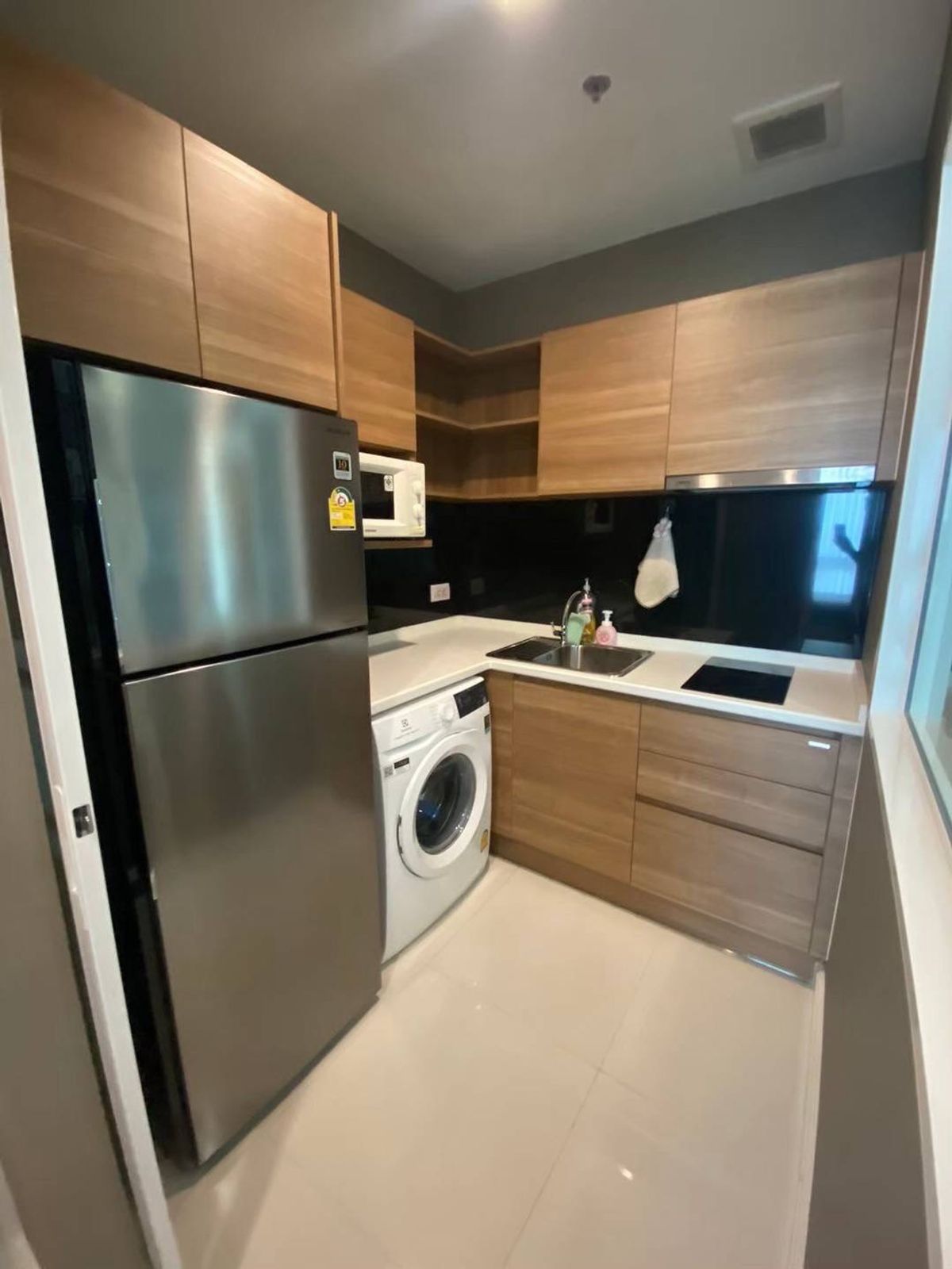 For RentCondoSamut Prakan,Samrong : For Rent The Metropolis Samrong Interchange Unit A3033