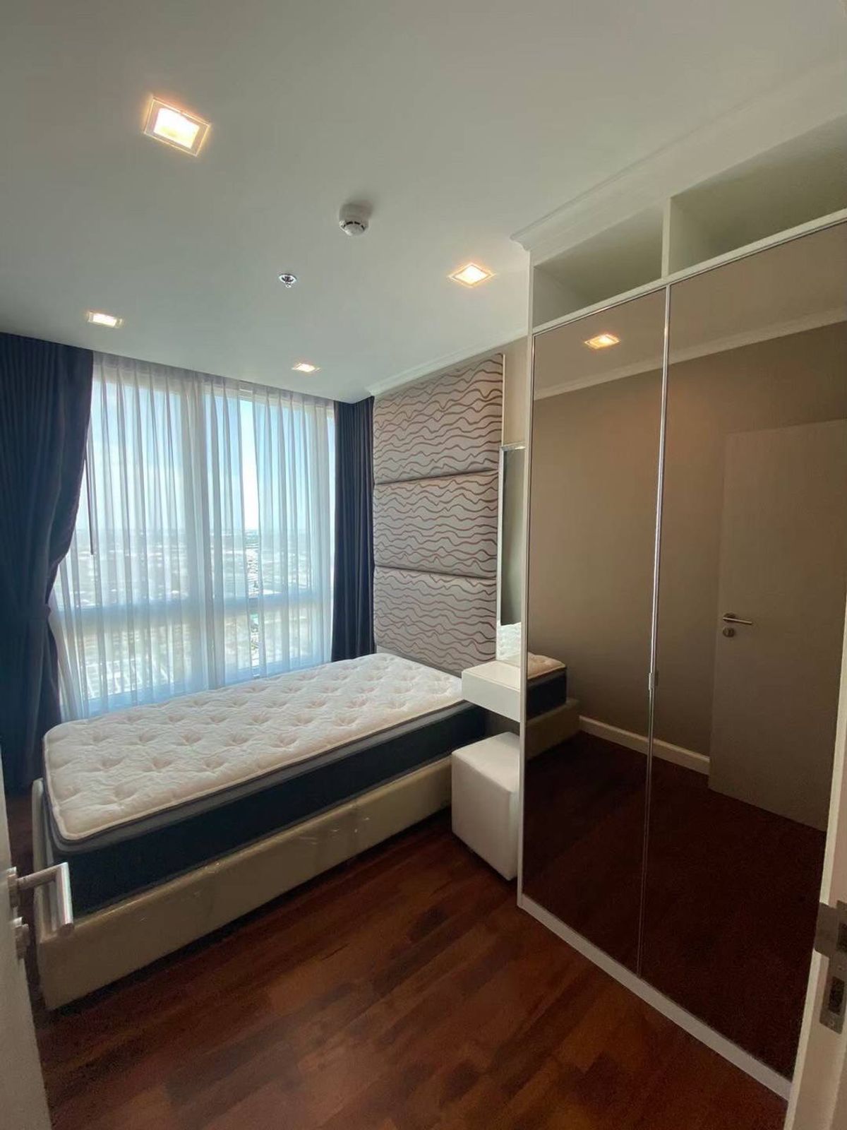 For RentCondoSamut Prakan,Samrong : For Rent The Metropolis Samrong Interchange Unit A3033