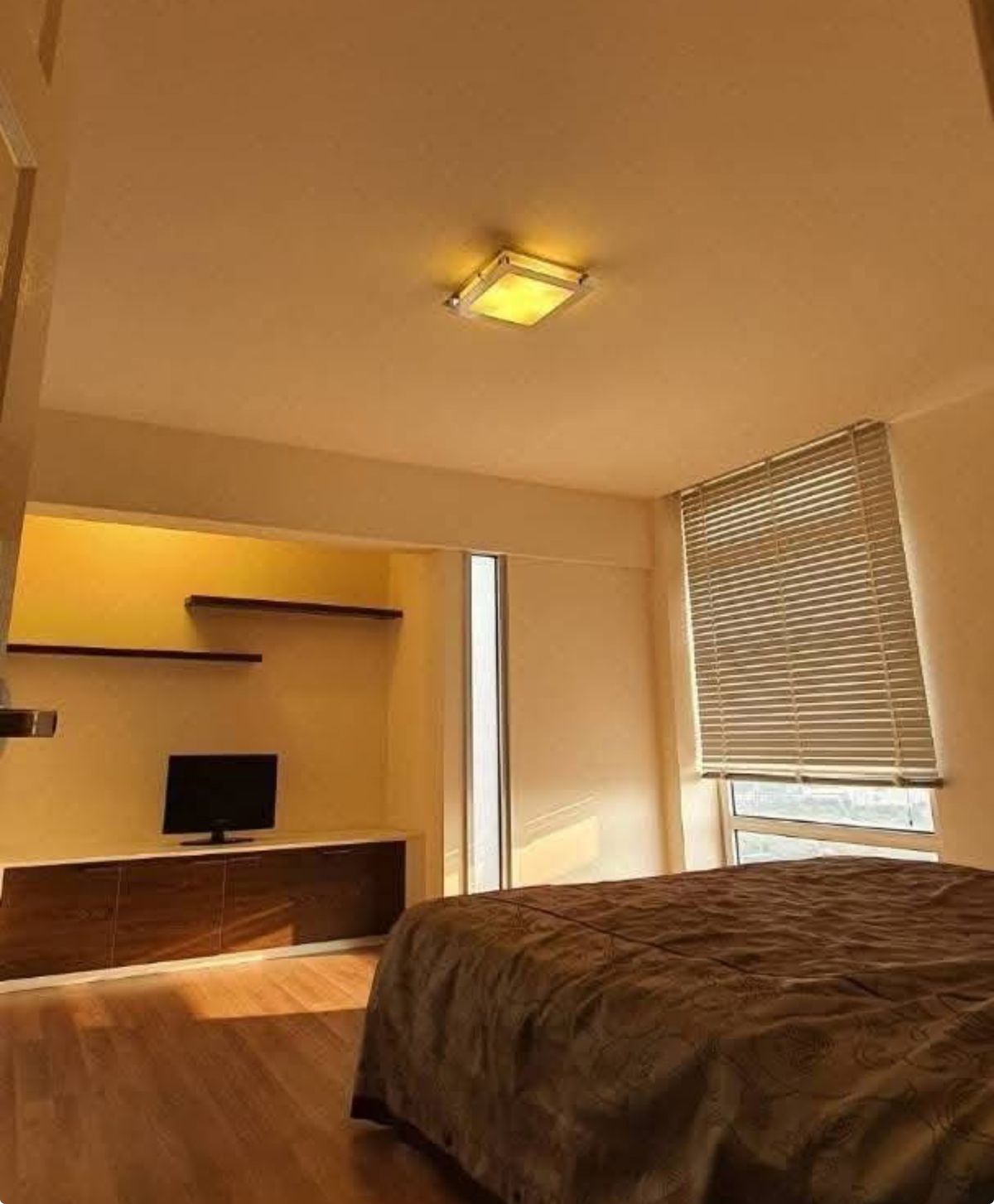 ขายคอนโดแจ้งวัฒนะ เมืองทอง : ขาย รหัส RZ258 lakeview Geneva  ห้องขนาด 105 ตรม.   