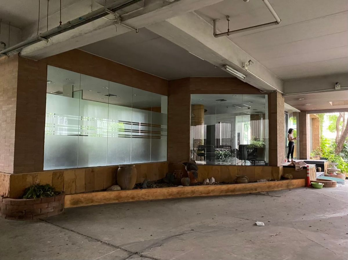 ให้เช่าทาวน์โฮมสุขุมวิท อโศก ทองหล่อ : 🏛️ ให้เช่าอาคาร Mixed-Use พร้อมอาคารพักอาศัย 4 ชั้น ทำเลทอง บริหารได้ทั้งลงทุนและอยู่อาศัย ทำเลดีใกล้ BTS บางจาก