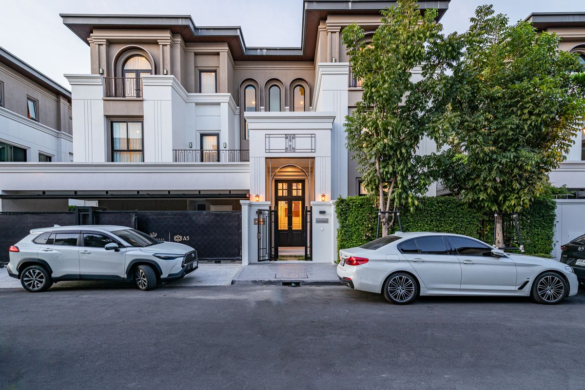 บ้านพัฒนาการ ศรีนครินทร์ : NOK-056 ขายและให้เช่า คฤหาสน์หรู บ้านใหม่ ตกแต่งหรู CINQ ROYAL Krungthep Kreetha : แซงค์ รอยัล กรุงเทพกรีฑา 