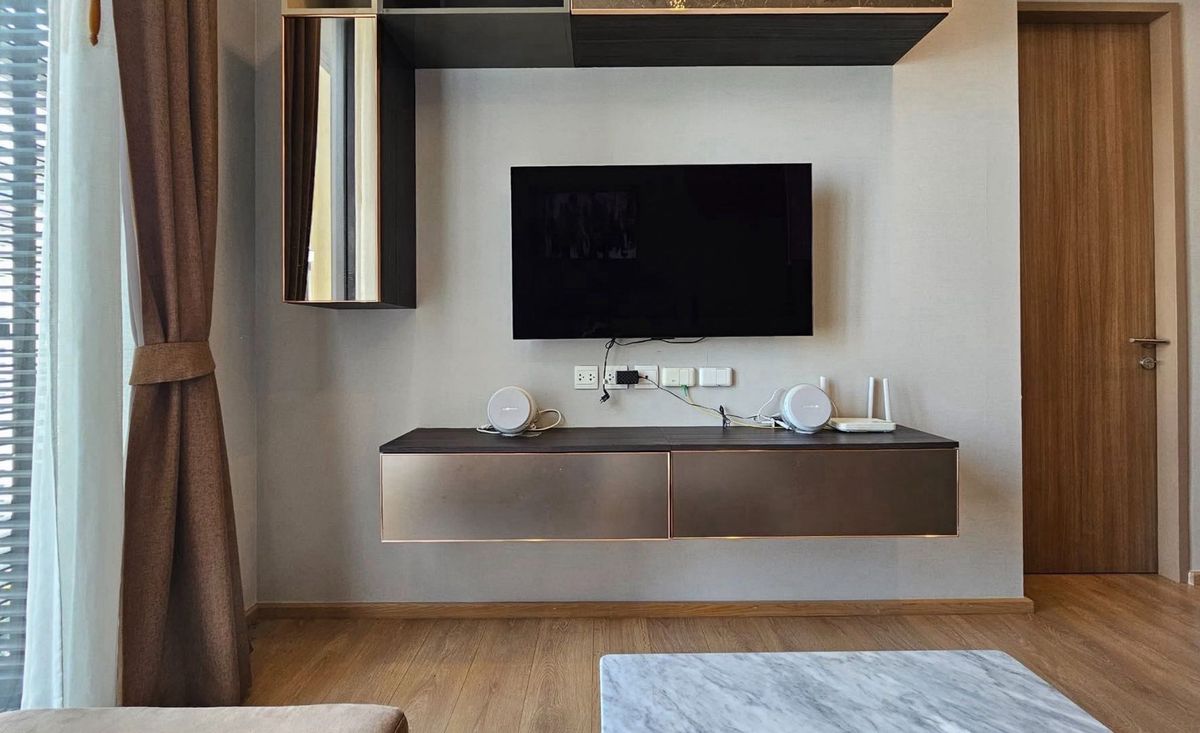 ให้เช่าคอนโดสุขุมวิท อโศก ทองหล่อ : 【TJ137】Noble Around Sukhumvit 33 | ห้องมุมใหญ่ 46 ตร.ม. ชั้น 18 เพดานสูง 2.75 ม.✨高层角落房 大空间 天花板高✨Corner Room 46 SQ.M | High Ceiling 2.75m | วิวสวน+ตึก ทิศเหนือ ห้องเย็นทั้งวัน❄️北向景观房 全天凉爽❄️Cool & Quiet North-Facing Unit