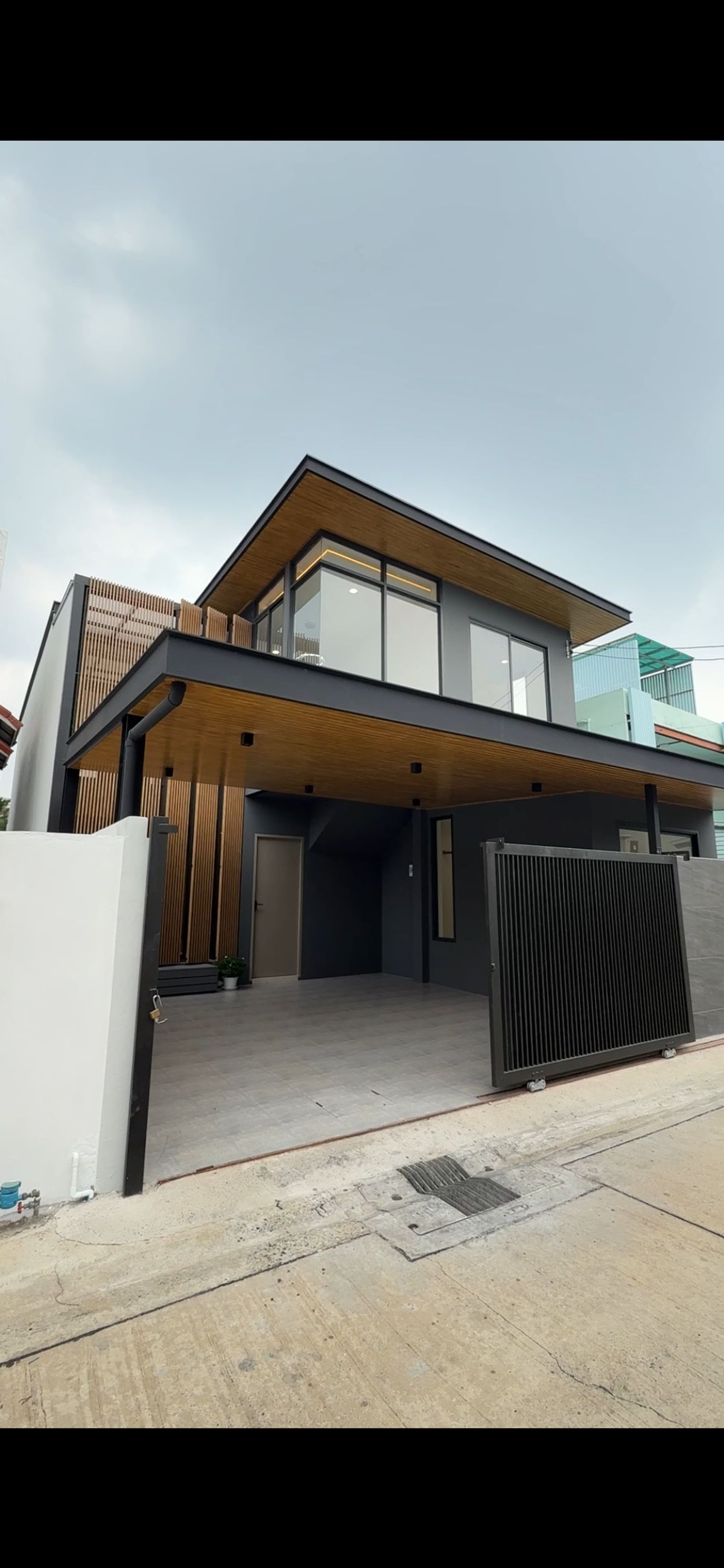 ขายบ้านสุขุมวิท อโศก ทองหล่อ : ✨[ขาย] 🔥Wow Price🔥|บ้านสุขุมวิท 60  : 3 Bed / 4  ห้องนอน | Code : Twosas48 