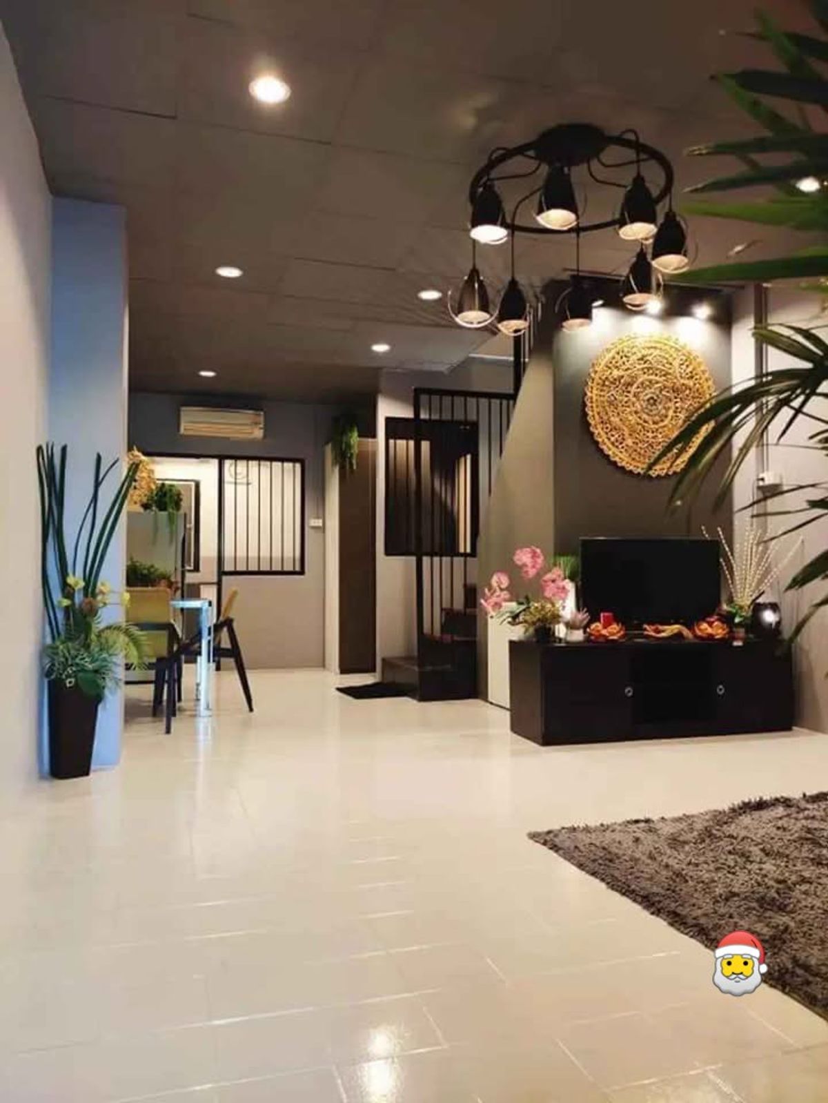 ให้เช่าบ้านวิภาวดี ดอนเมือง หลักสี่ : 📣 ให้เช่าบ้านตกแต่งใหม่ สไตล์ Modern Tropical Resort ใกล้สนามบินดอนเมือง เดินได้เพียง 400 เมตร! 🏡 บ้านเดี่ยว 2 ห้องนอน 2 ห้องน้ำ พร้อมเฟอร์ SB ครบชุด เพียง 14,500 บาท/เดือน‼️