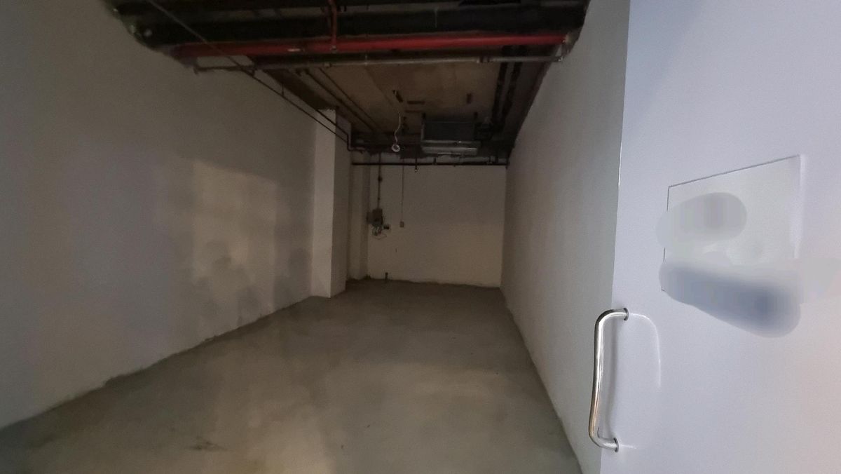 For RentRetail SpaceWitthayu, Chidlom, Langsuan, Ploenchit : BTS Ploenchit rental space for opening a shop to consider every business 38.76 sq.m.