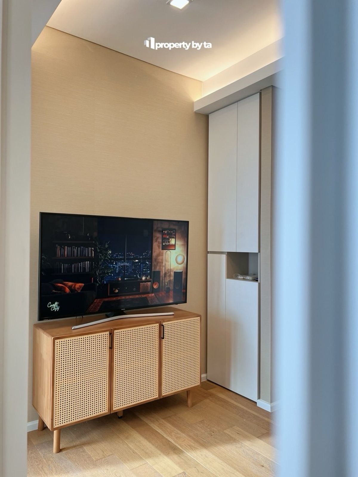 ให้เช่าคอนโดลาดพร้าว เซ็นทรัลลาดพร้าว : (ให้เช่า) The Saint Residences | ห้องใหม่!! | ติดรถไฟฟ้า BTS, MRT 