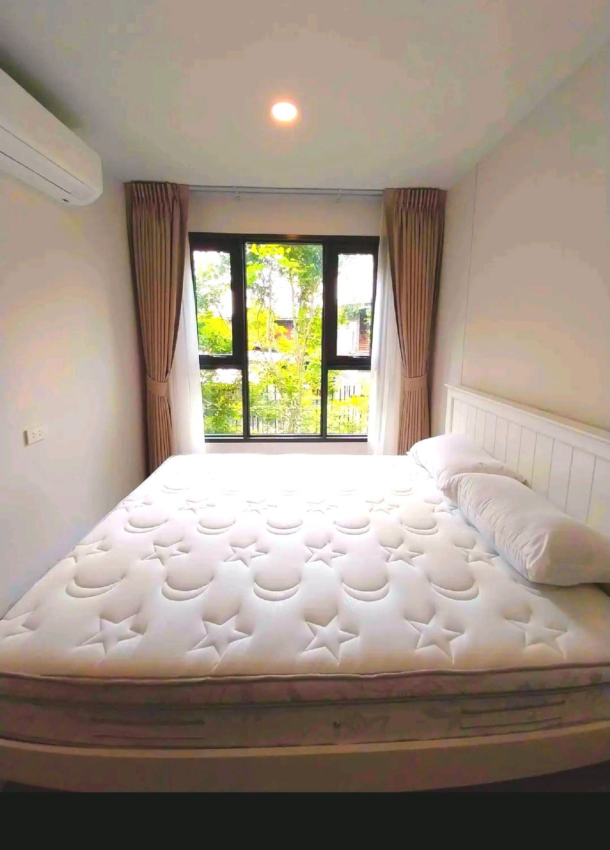 For RentCondoPinklao, Charansanitwong : 🏙️ For rent, brand new, beautiful, 2B2B @Aspai Arun, Preverse, Electricity, Electricity. 📲or Line: 0616395225