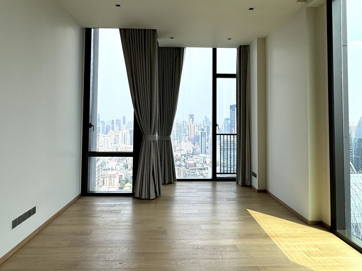 ให้เช่าคอนโดวิทยุ ชิดลม หลังสวน : POR-003 ให้เช่าคอนโด 28 Chidlom : 28 ชิดลม ชั้น 40 69.77 ตร.ม.