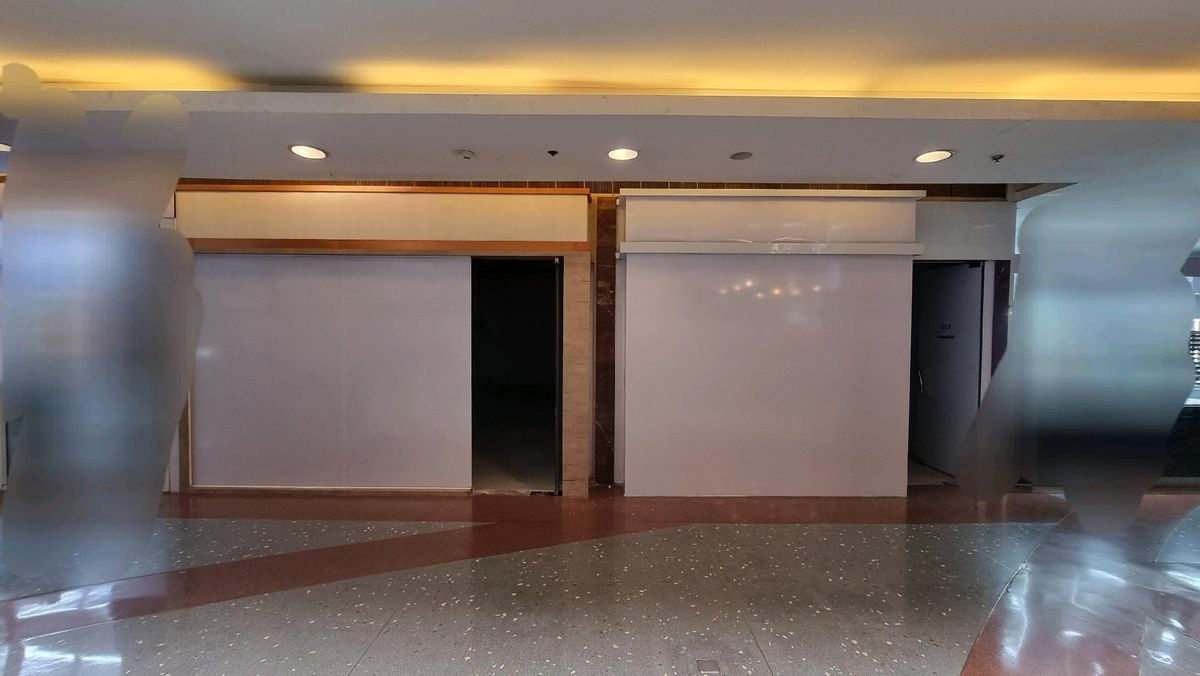 For RentRetail SpaceWitthayu, Chidlom, Langsuan, Ploenchit : BTS Ploenchit rental space for opening a shop to consider every business 38.76 sq.m.