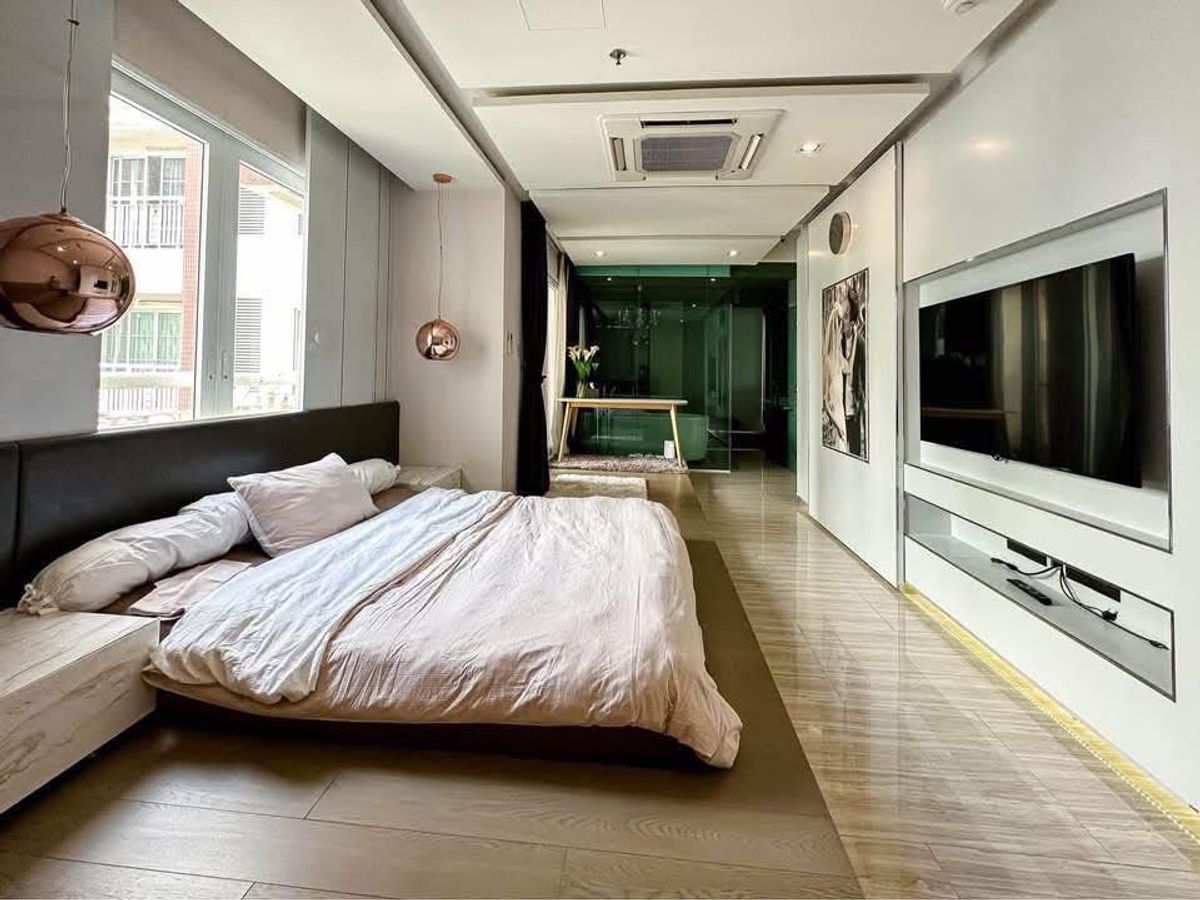 ให้เช่าคอนโดสุขุมวิท อโศก ทองหล่อ : ให้เช่า Penthouse สุดหรู at Citi Smart Condo Sukhumvit 18 ใจกลางอโศก ใกล้BTS และ MRT สนใจทักได้เลยค่า