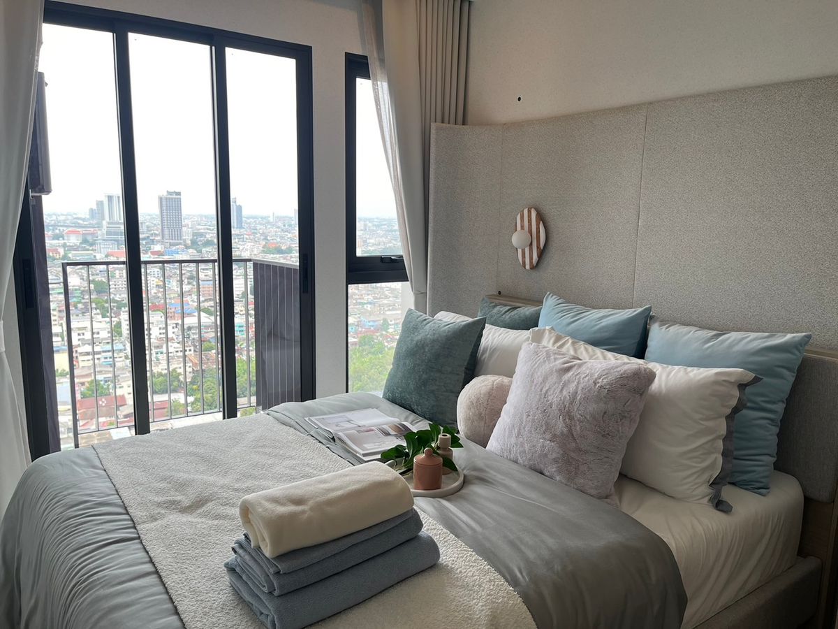 ขายคอนโดวงเวียนใหญ่ เจริญนคร : 🌟 ขายคอนโดหรู Reference Sathorn – Wongwian Yai 🌟 2 ห้องนอน Combine วิวแม่น้ำเจ้าพระยา ห้องสวย ราคาพิเศษที่สุดในโครงการ!