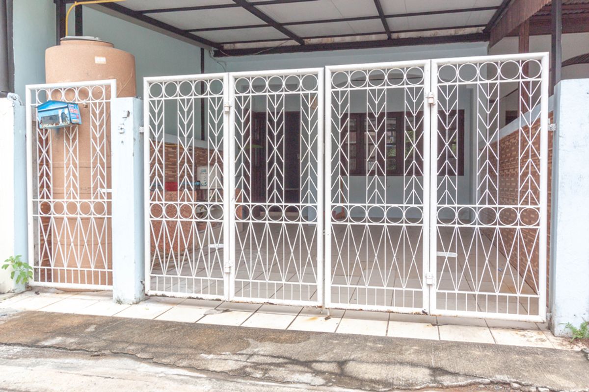 For RentTownhomeSeri Thai, Ramkhamhaeng Nida : Rent 2 -story townhouse, Ramkhamhaeng 106 (the owner released by himself)