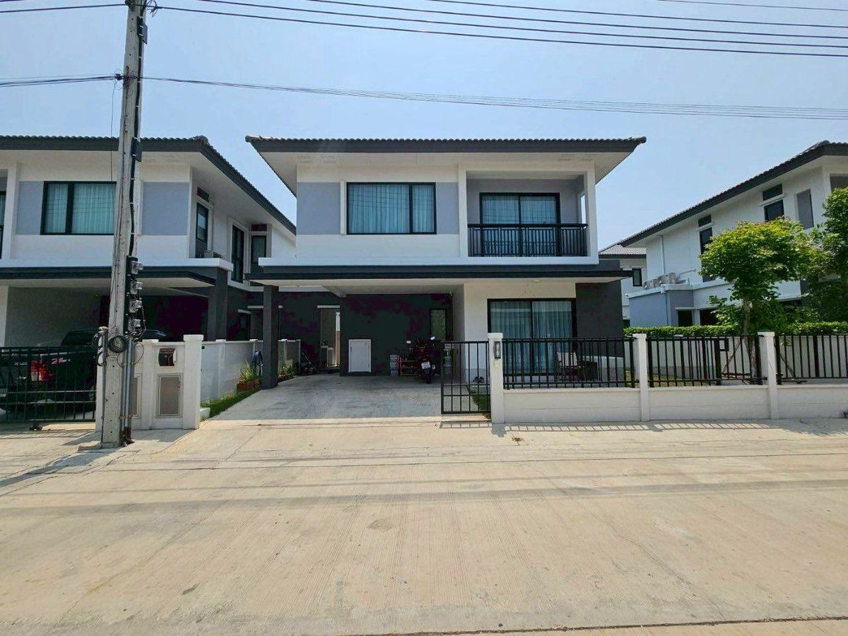For RentHouseSamut Prakan,Samrong : Britania Village Bang Na-Suvarnabhumi (Km. 26)