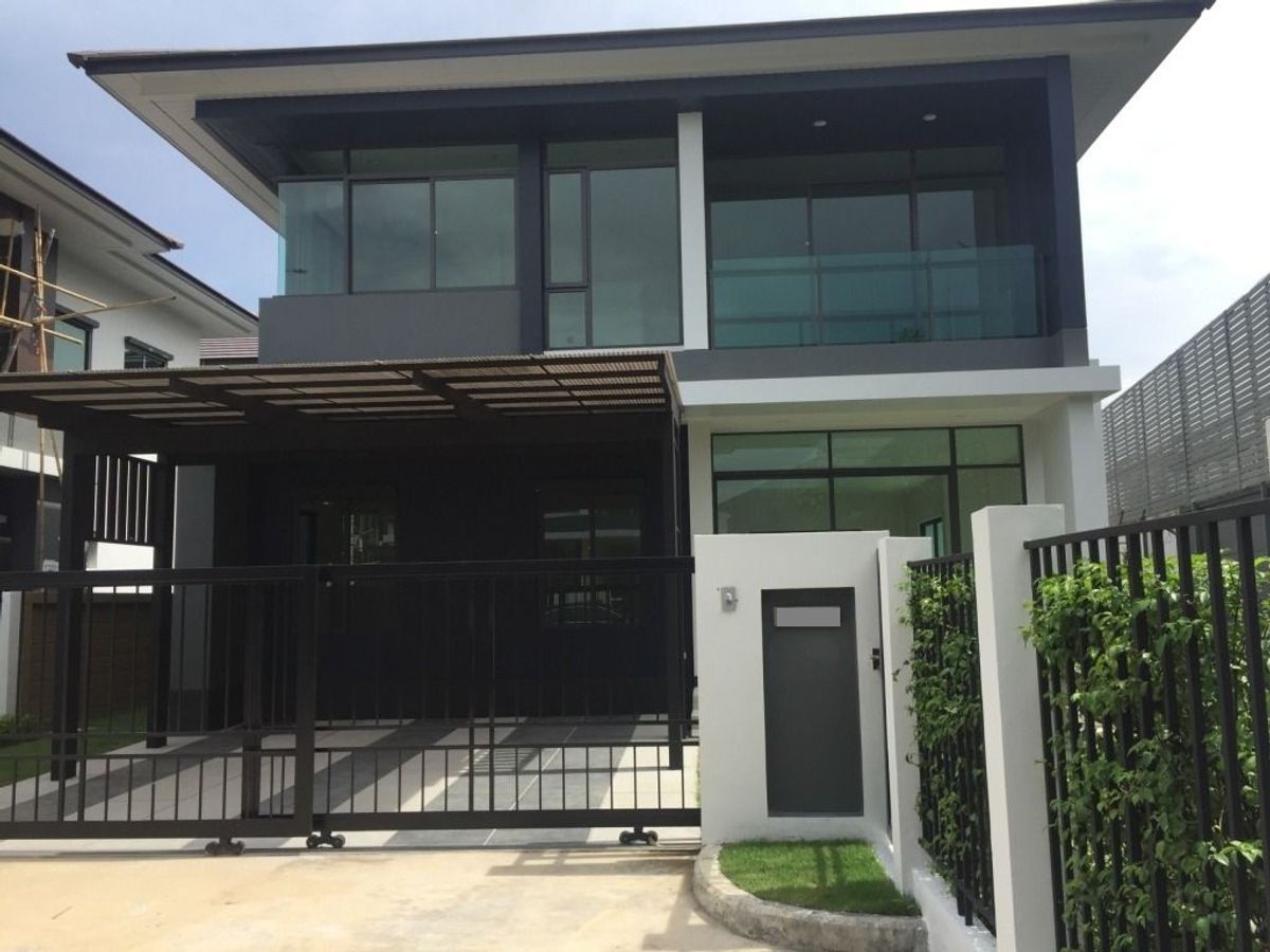 ให้เช่าบ้านพัฒนาการ ศรีนครินทร์ : ให้เช่า 75ตรว 4นอน3น้ำ บ้านเดี่ยว 2 ชั้น เศรษฐสิริ กรุงเทพกรีฑา 