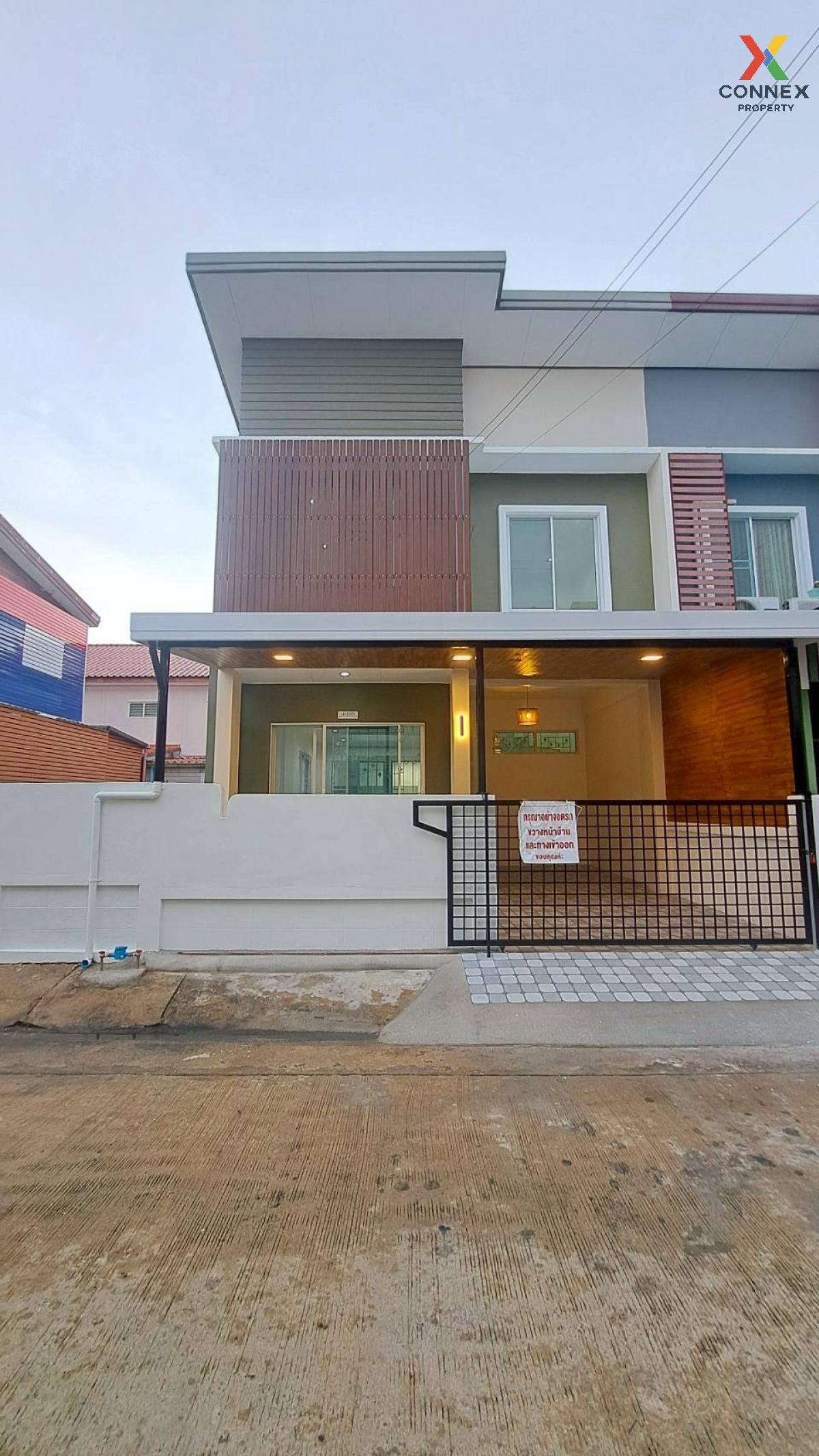 ขายทาวน์โฮมนนทบุรี บางใหญ่ บางบัวทอง : ขายทาวน์เฮ้าส์/ทาวน์โฮม  บ้านบัวทองธานี 8 ห้องมุม รีโนเวทใหม่ บางรักพัฒนา บางบัวทอง นนทบุรี CX-121367