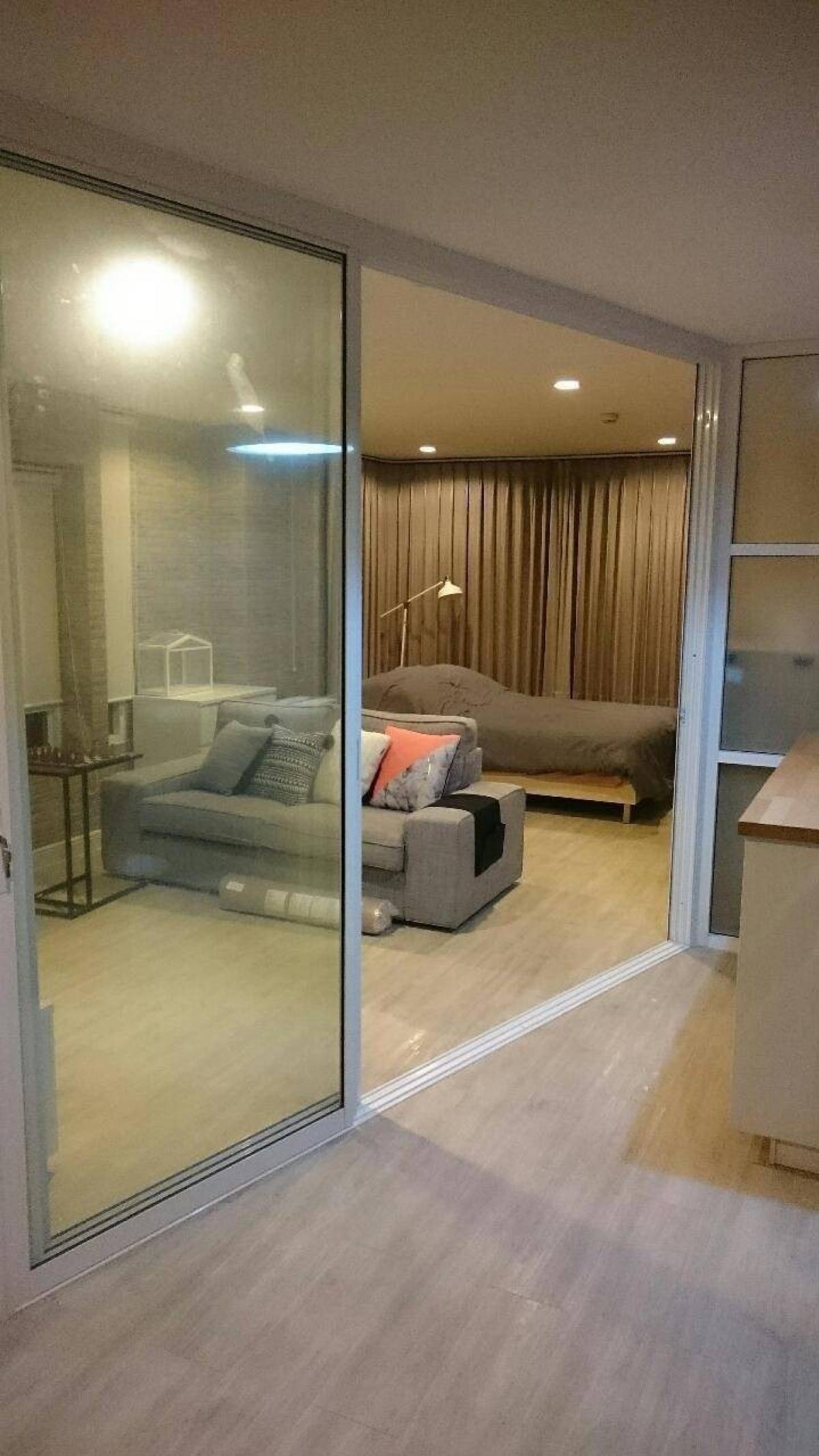 ให้เช่าคอนโดสีลม ศาลาแดง บางรัก : Surawong City Resort, 1 bed, 22000 per month