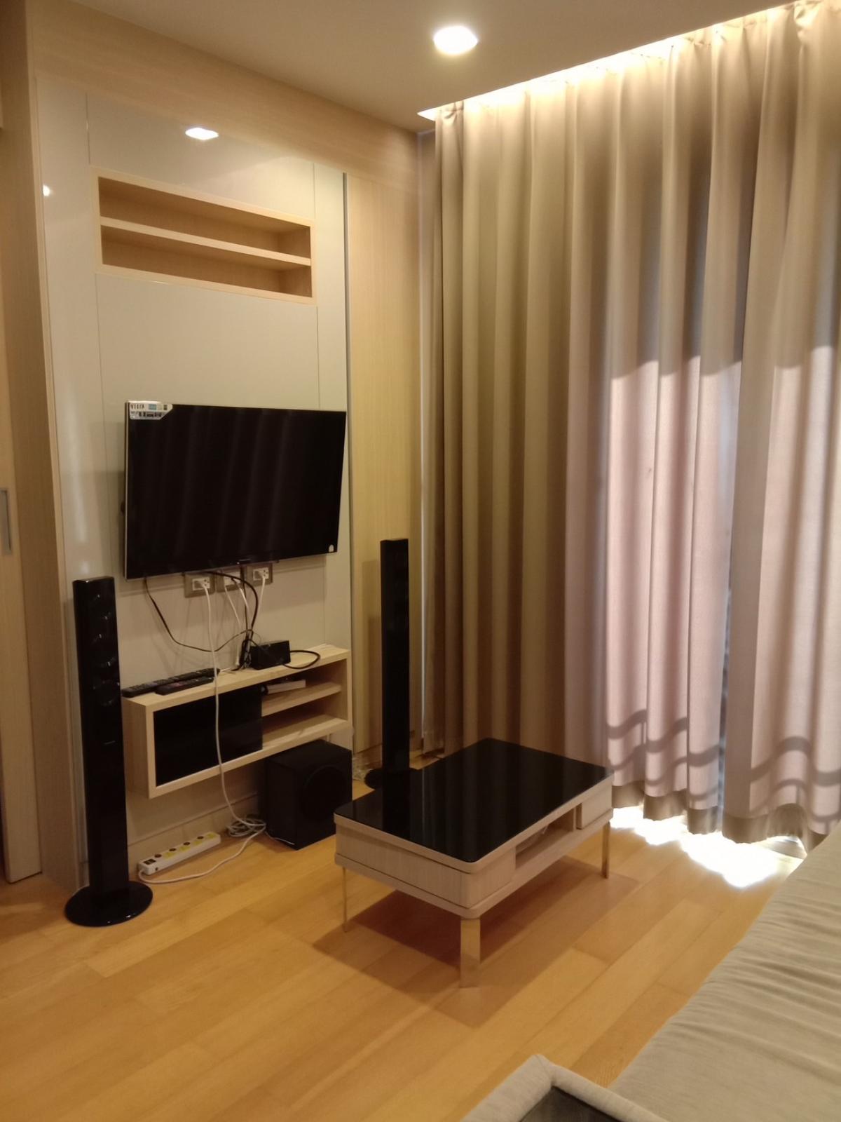 For SaleCondoRama9, Petchburi, RCA : The Address Asoke - 1 Bed, 45 sqm near MRT Phetchaburi just 100 metersModern condo with fitness, swimming pool at a good price of 6.15 million!