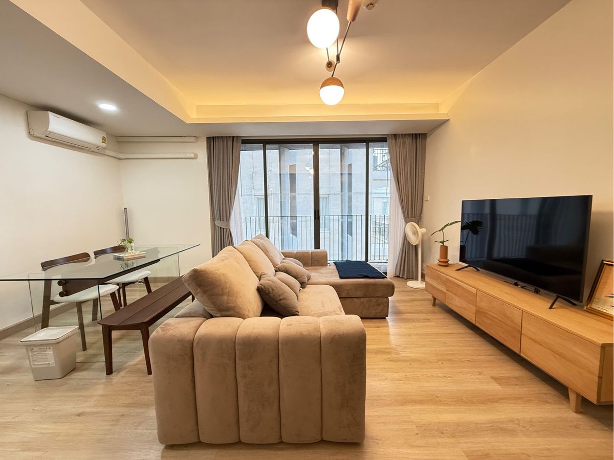 For RentCondoSukhumvit, Asoke, Thonglor : Siamese Gioia, Wide Room, 2 bedrooms, 2 bathrooms, Soi Sukhumvit 31, near BTS Phrom Phong