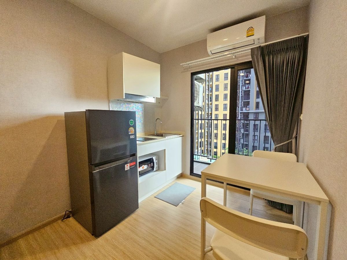 ให้เช่าคอนโดปิ่นเกล้า จรัญสนิทวงศ์ : วิวสระ สวยงาม สดใส ได้ทุกวัน ห้องใหม่กริ๊บเพิ่งซื้อของมาลงที่ พลัม ปิ่นเกล้า