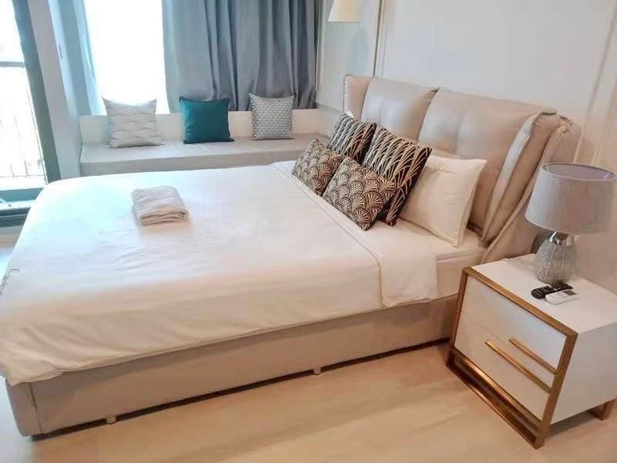 For RentCondoWitthayu, Chidlom, Langsuan, Ploenchit : *** Condo for rent: Life One Wireless Studio, beautiful room near BTS Ploenchit (Life One Wireless) ***