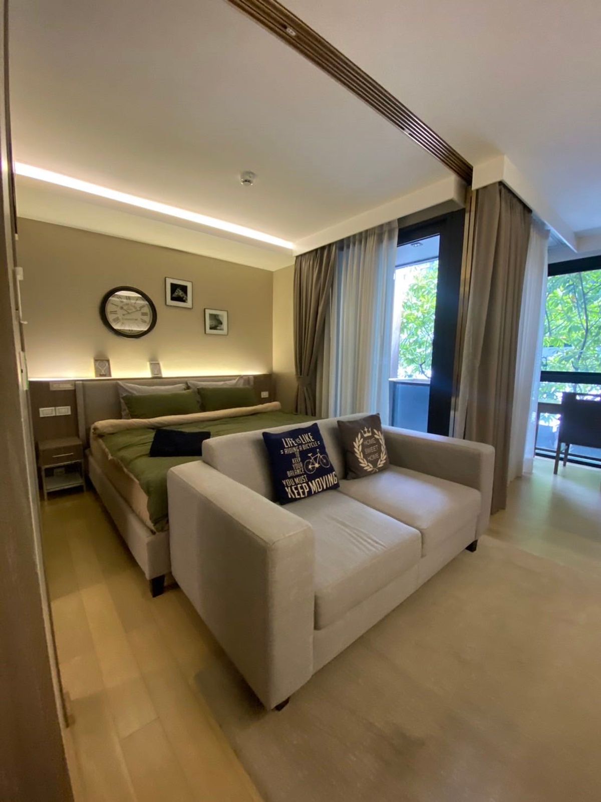 ขายคอนโดสุขุมวิท อโศก ทองหล่อ : ลดราคาพิเศษ! ขายด่วน** Urbitia Thonglor