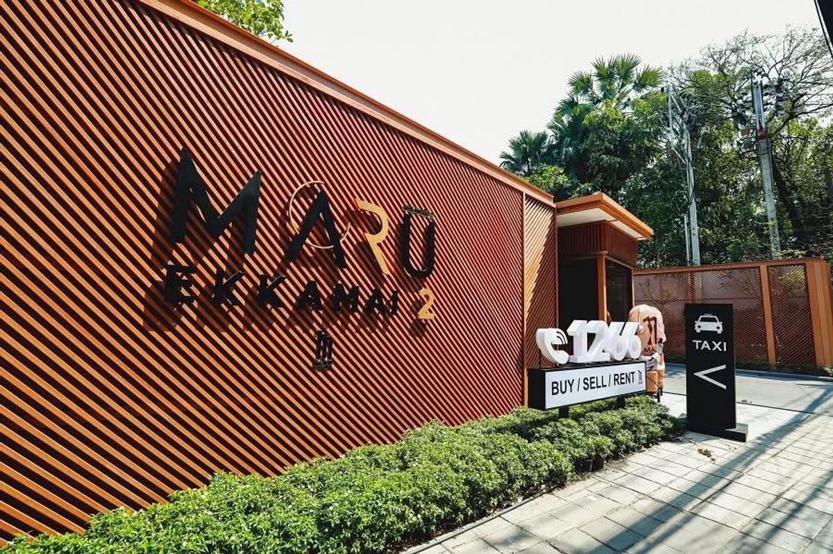 ขายคอนโดสุขุมวิท อโศก ทองหล่อ : 🌟 ขายด่วน! Maru Ekkamai | 🐾 Pet-Friendly! คอนโดแต่งครบ ✨ วิวโล่ง 🌇 ส่วนกลางเริ่ดด 🎯 ราคาน่ารัก 💖 ใกล้ BTS เอกมัย 🚆 พร้อมอยู่ทันที 🧳