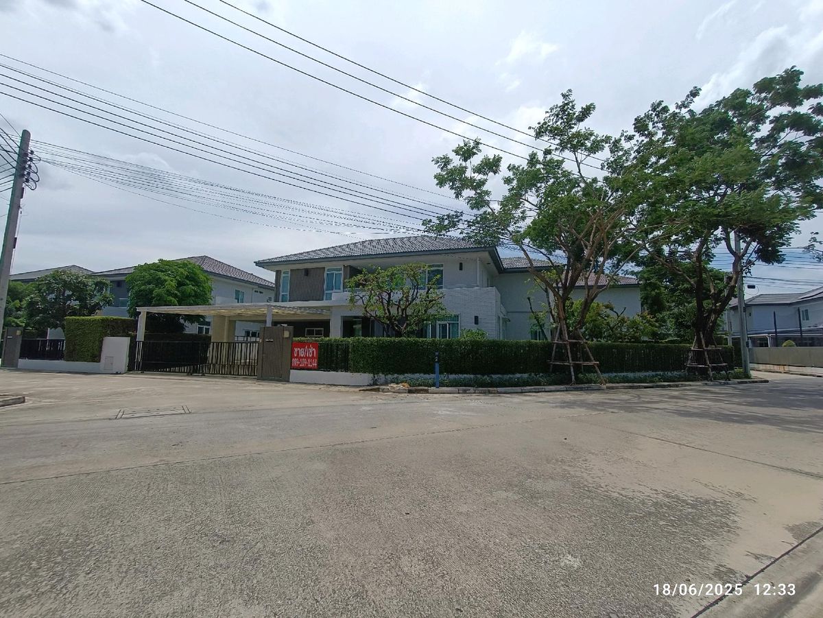 บ้านบางนา แบริ่ง ลาซาล : บ้านเดี่ยว 4 นอน 5 น้ำ